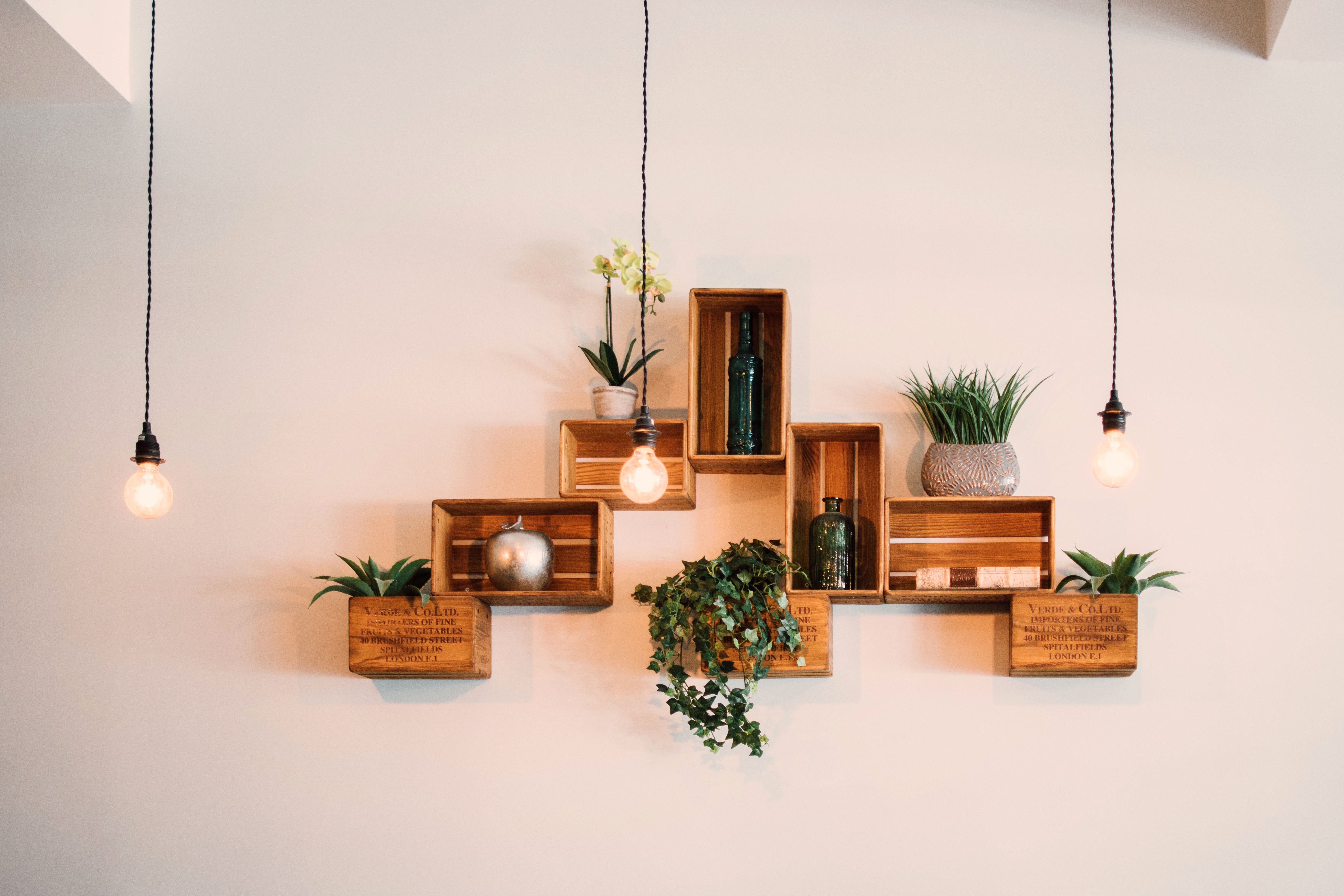 Contemporary design illuminated 1090638