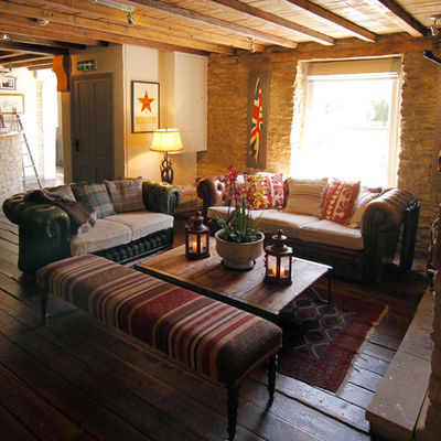 Thumb bar sofa