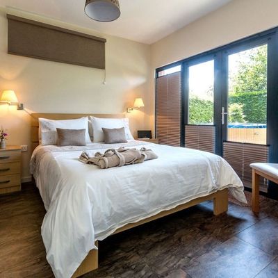 Thumb upthorpe lodges cedar 1057 1024x683
