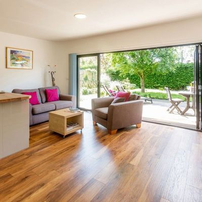 Thumb upthorpe lodges oak 1028 1024x683