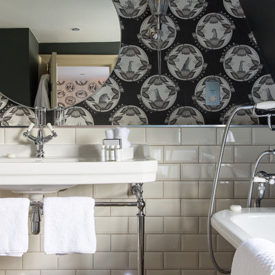 Thumb r30 bathroom
