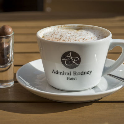 Thumb admiral rodney coffee