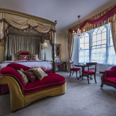 Thumb four poster suite 1