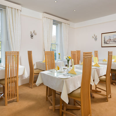 Thumb dining room