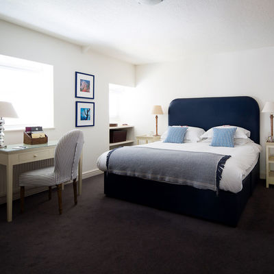 Thumb pebble bedroom 1