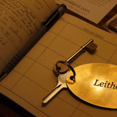 Thumb guestbook
