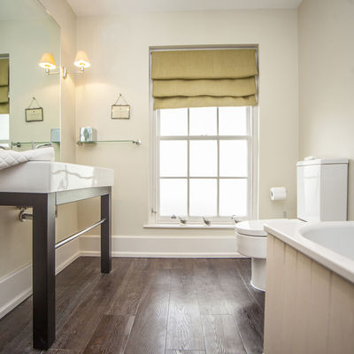 Thumb premium2bathroom