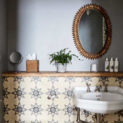 Thumb artist residence london medium room 5 bathroom 600x600
