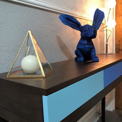 Thumb landing 1 table