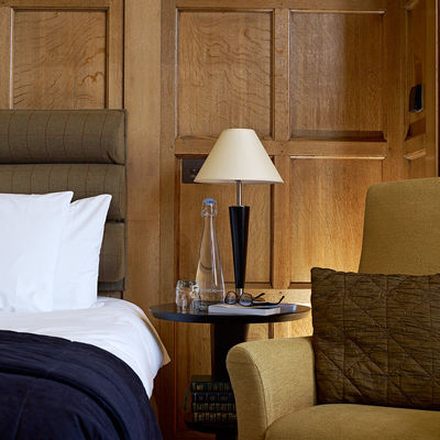 Thumb executive room 2